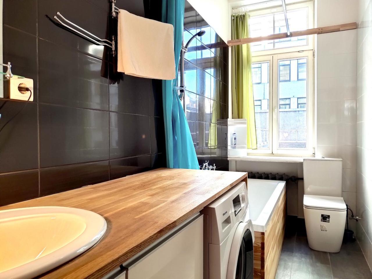 Brivibas Center Apartments Riga Exterior foto